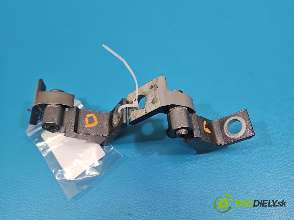 Skoda Kamiq 1.0 TSI 116 hp automatic 85 kW 999 cm3 5- Závěs: dveře zadní pravý 8X0831404E