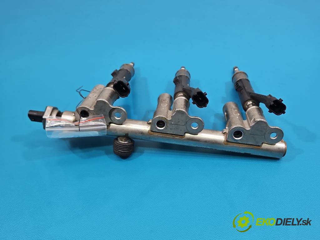 Peugeot 308 II 2013-2021 1.2 12V 110 hp manual 81 kW 1199 cm3 5- vstřikovač 9822715980 (Vstřikovač paliva)