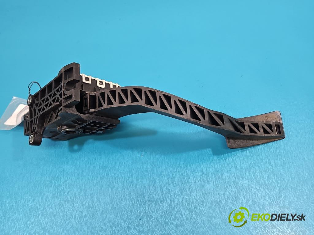 Fiat Ducato IV 2014- 2.3 jtd 131 HP manual 96 kW 2287 cm3 5- pedal plyn potenciometr: