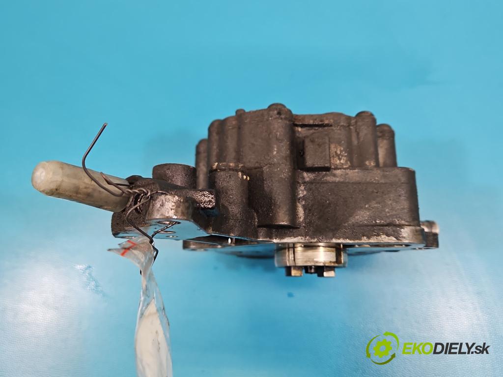 Seat Leon II 2005-2012 2.0 tdi 140 hp manual 103 kW 1968 cm3 5- čerpadlo vákuum 038145209C