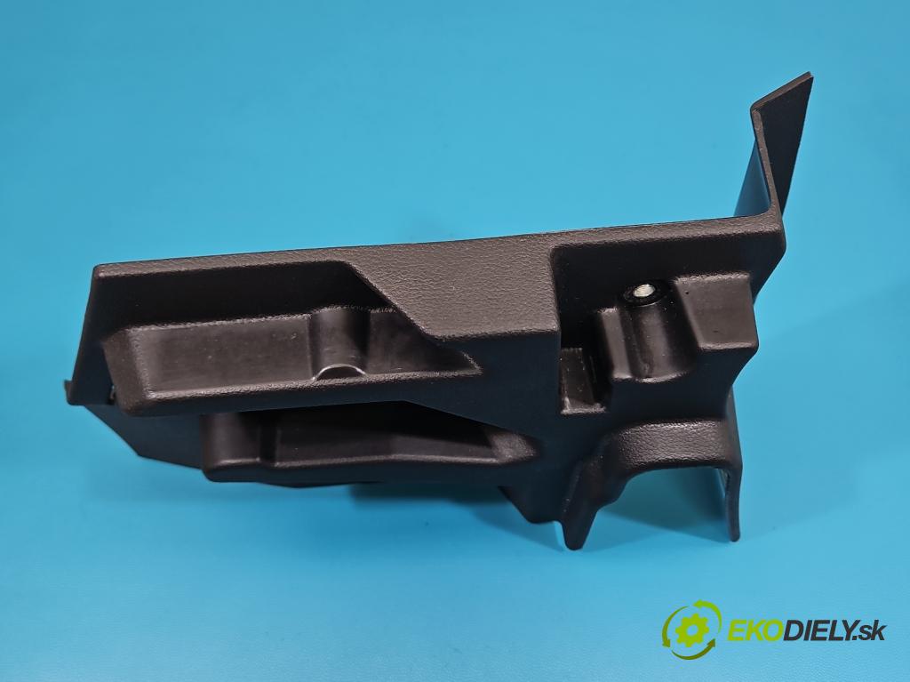 Vw Tiguan II 2016-2024 1.5 TSI 150 HP automatic 110 kW 1498 cm3 5- Upevnenie: 5NA858847C