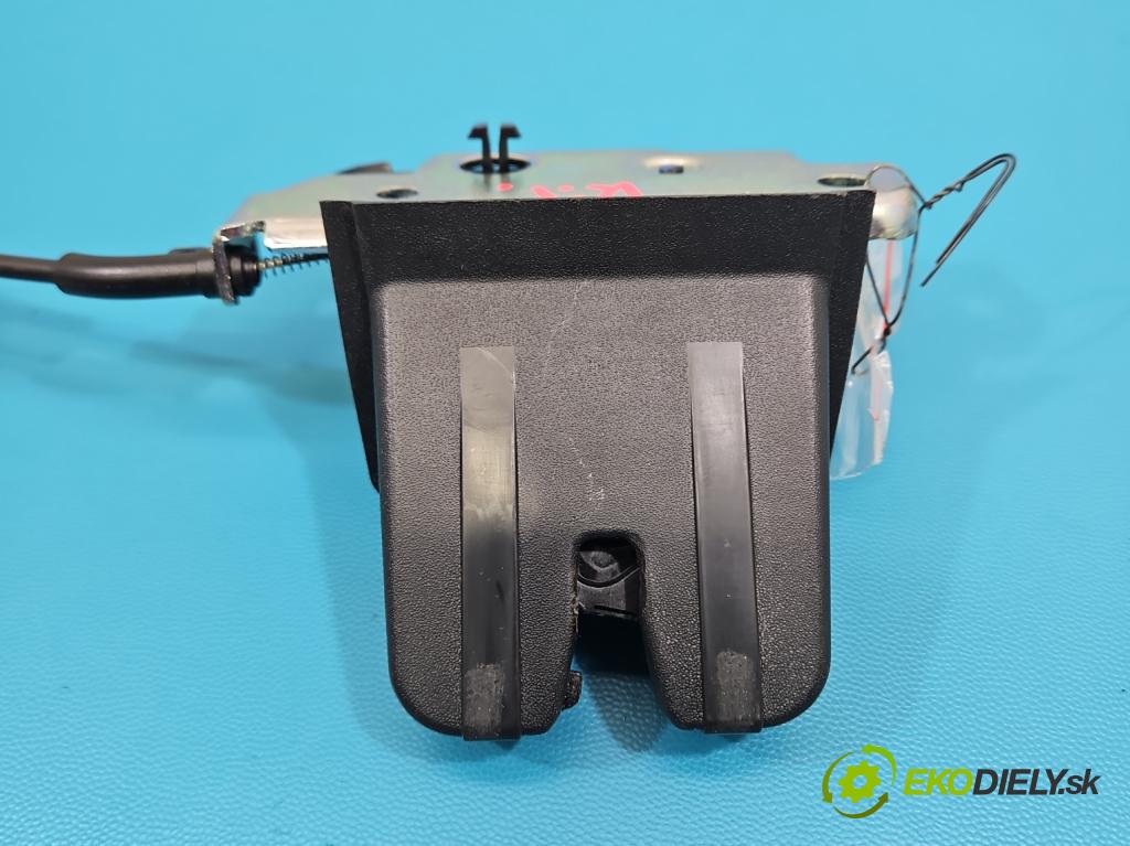 Vw Tiguan II 2016-2024 1.5 TSI 150 HP automatic 110 kW 1498 cm3 5- zámok kufrové dvere zadné 5NA827506