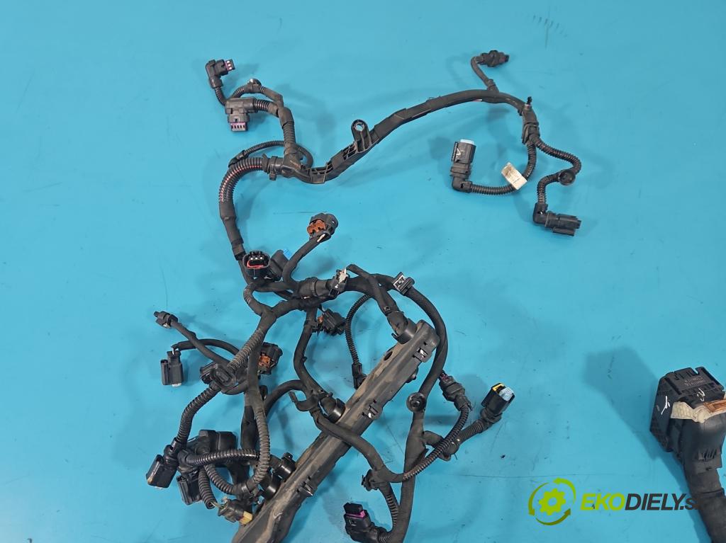 Peugeot 308 II 2013-2021 1.2 12V 110 hp manual 81 kW 1199 cm3 5- Balíček: motoru 9812022780