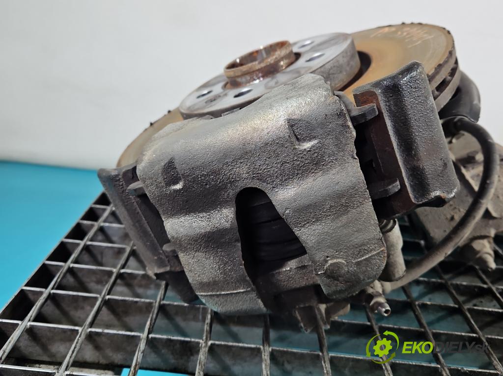 Skoda Kamiq 1.0 TSI 116 HP automatic 85 kW 999 cm3 5- brzdič predné pravý  (Kľučka dverí ostatné)