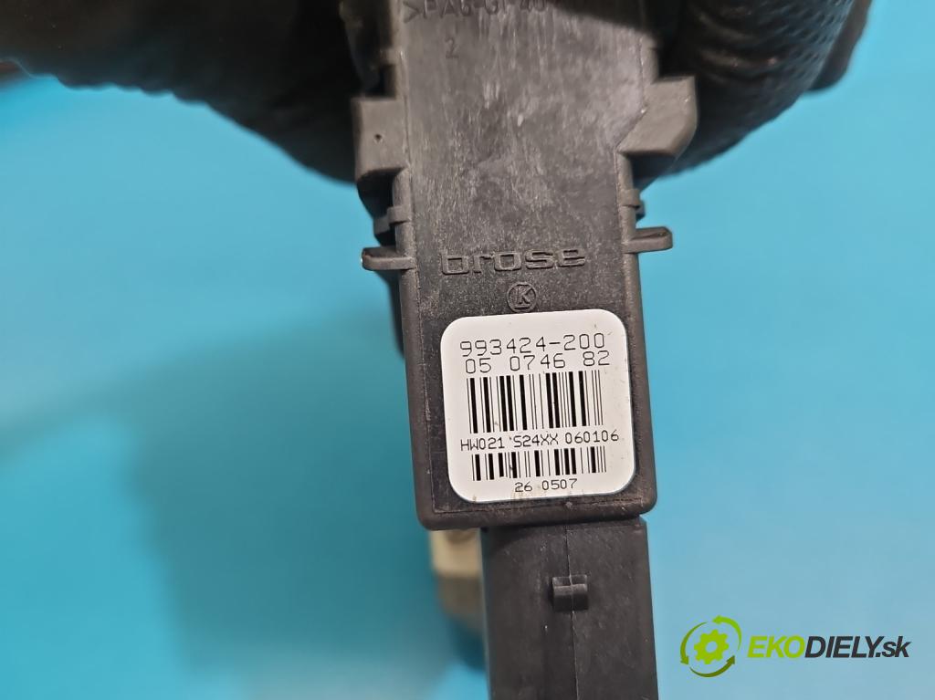 Seat Altea 1.6b 102 HP manual 75 kW 1595 cm3 5- mechanizmus okna zadné ľavý 5P0839461A