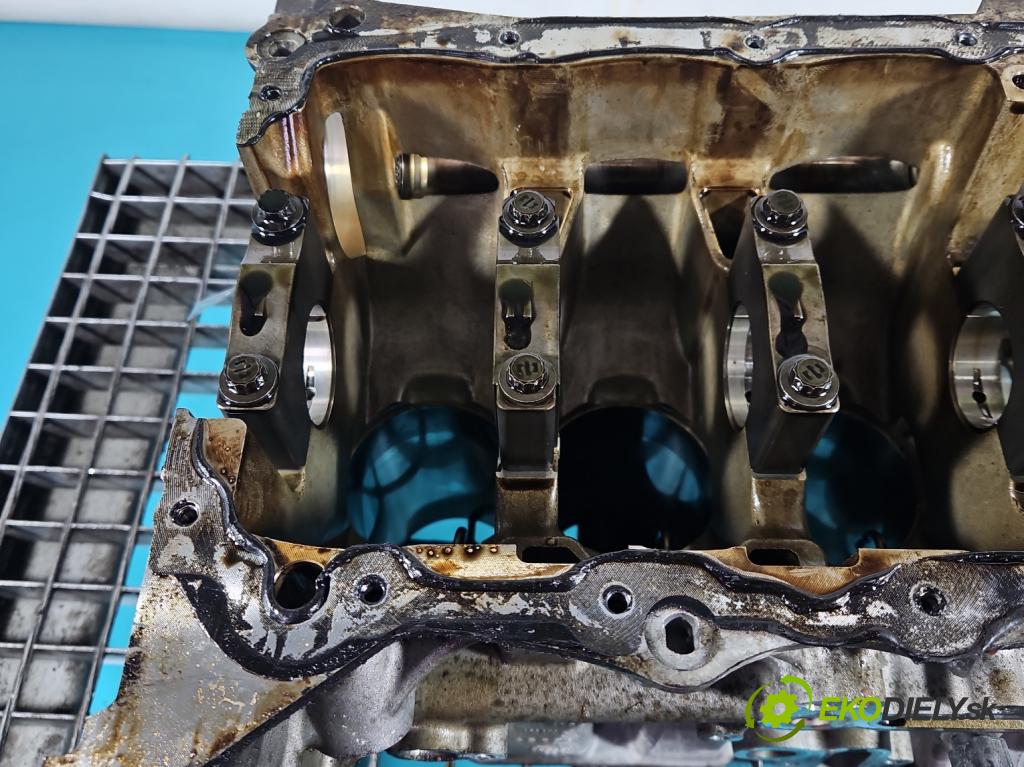 Peugeot 2008 I 2013-2019 1.2 12V 131 HP manual 96 kW 1199 cm3 5- Blok motora HN05 (Blok motora)