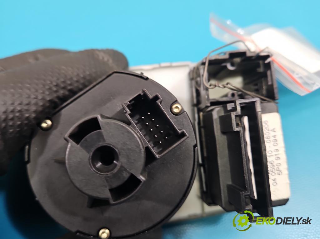 Seat Altea 1.6b 102 hp manual 75 kW 1595 cm3 5- Přepínač světel na deska: 5P1941431BS