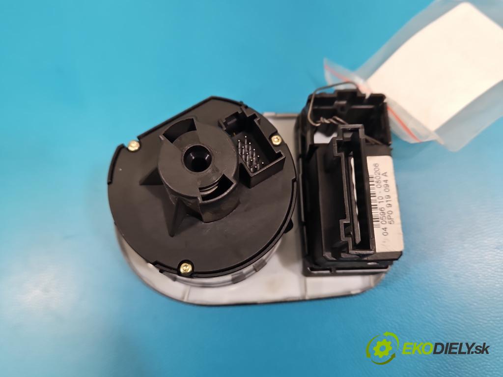 Seat Altea 1.6b 102 hp manual 75 kW 1595 cm3 5- Přepínač světel na deska: 5P1941431BS