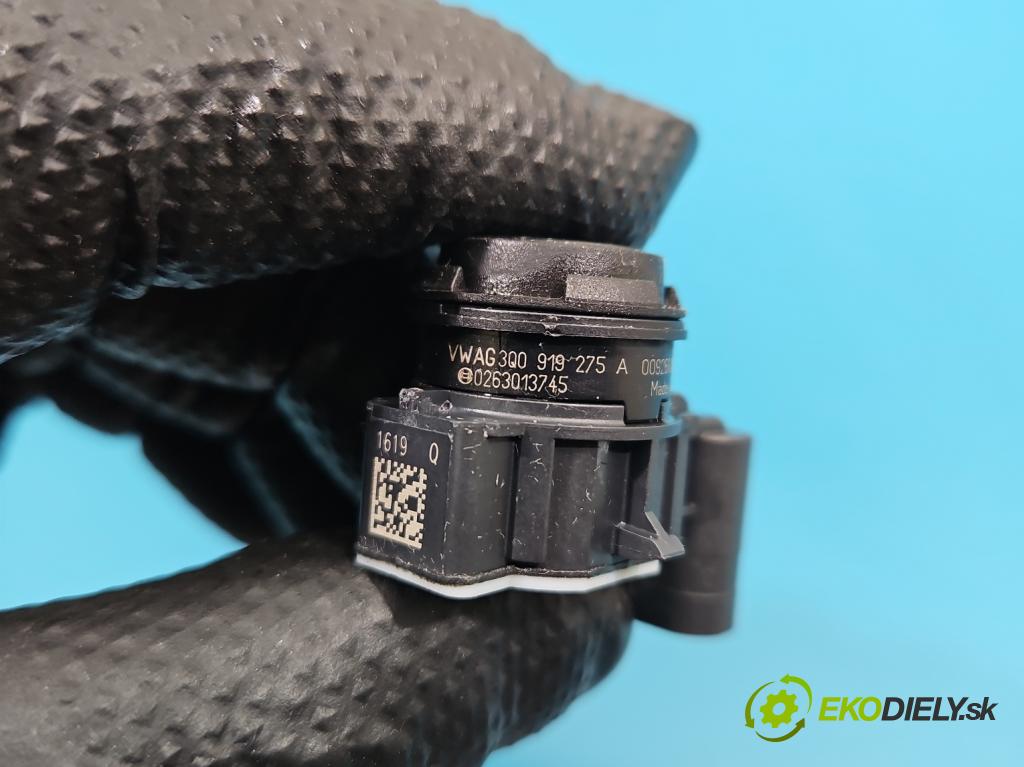 Vw Tiguan II 2016-2024 1.5 TSI 150 HP automatic 110 kW 1498 cm3 5- snímač parkovaní: 3Q0919275A