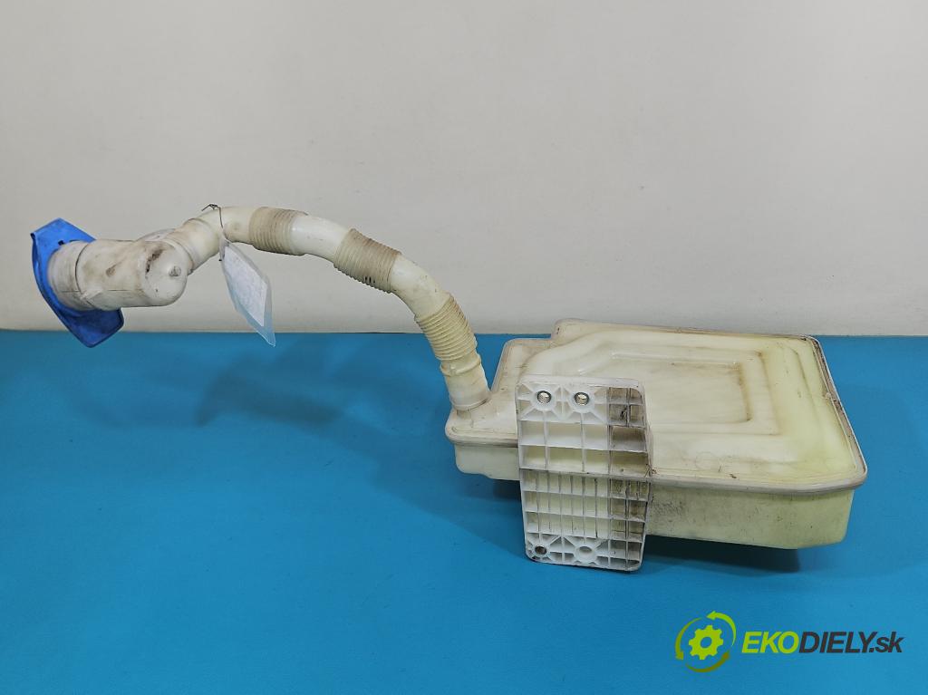 Seat Altea 1.6b 102 HP manual 75 kW 1595 cm3 5- nádržka tekutina: ostrekovačov 1K0955459Q