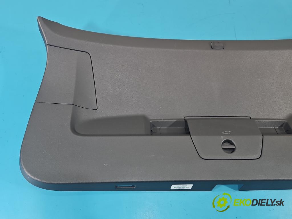 Vw Tiguan II 2016-2024 1.5 TSI 150 HP automatic 110 kW 1498 cm3 5- Čalounictví: kufrové dvere 5NA867601B