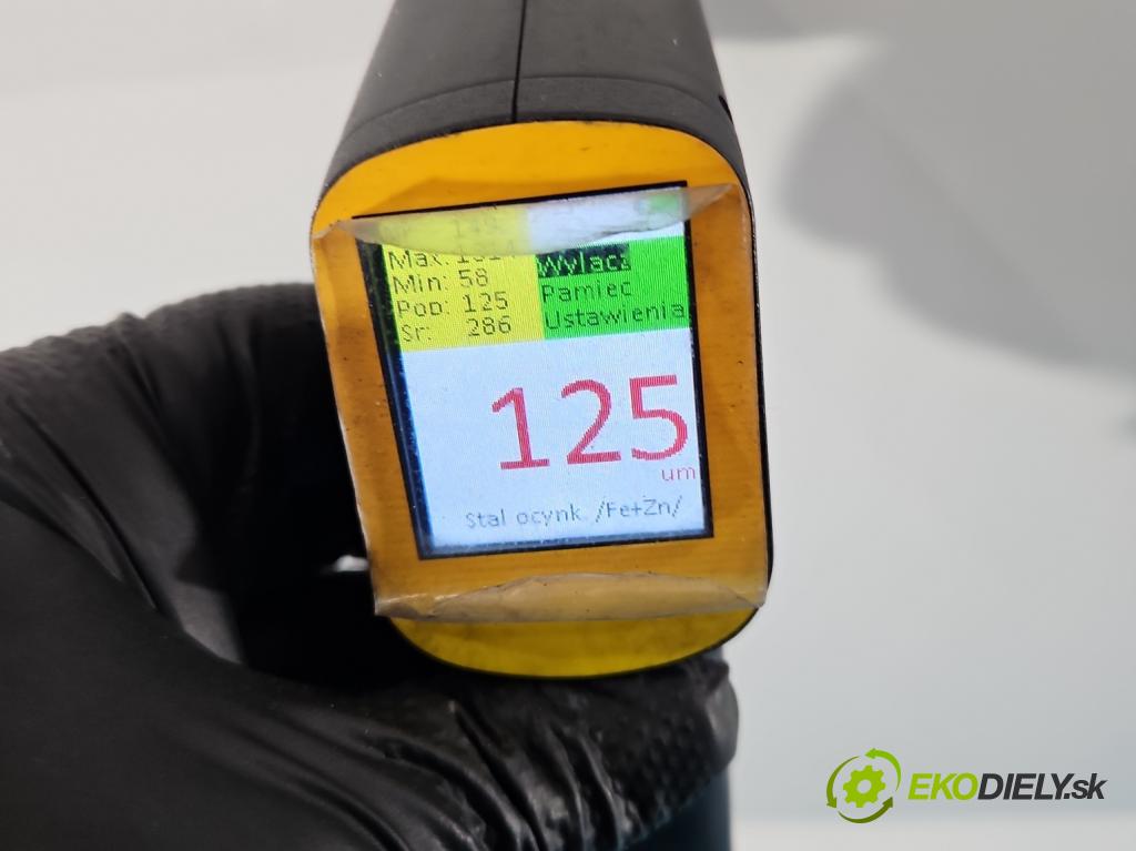 Skoda Fabia III 2014- 2021 1.0 TSI 95 HP manual 70 kW 999 cm3 5- dvere predné ľavé  (Kľučka dverí ostatné)