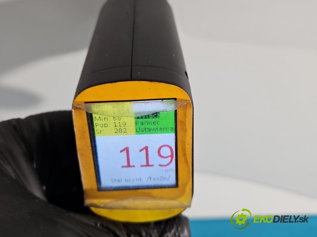 Skoda Fabia III 2014- 2021 1.0 TSI 95 hp manual 70 kW 999 cm3 5- dveře přední pravé  (Klika dveří ostatní)