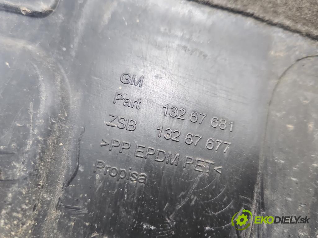 Opel Meriva B 2010-2017 1.4 16V 101 HP manual 74 kW 1398 cm3 5- Blatník: predné pravé 13267681