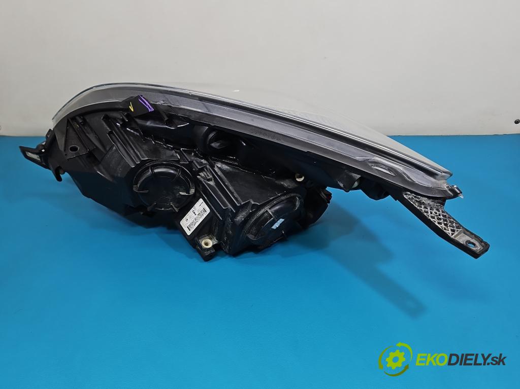 Opel Meriva B 2010-2017 1.4 16V 101 hp manual 74 kW 1398 cm3 5- světlo pravý 13372320 (Pravé přední světlo)