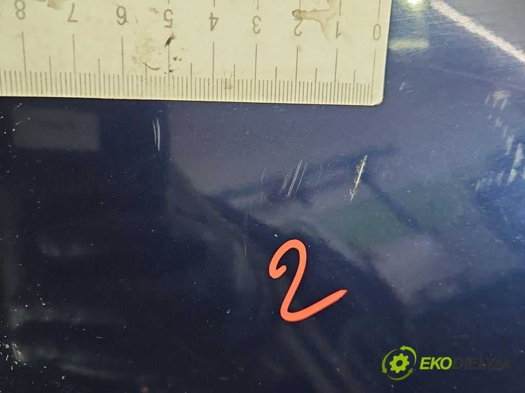 Skoda Fabia I 1999-2007 1.2 6V 54 HP manual 40 kW 1198 cm3 5- blatník predné pravý  (Kľučka dverí ostatné)