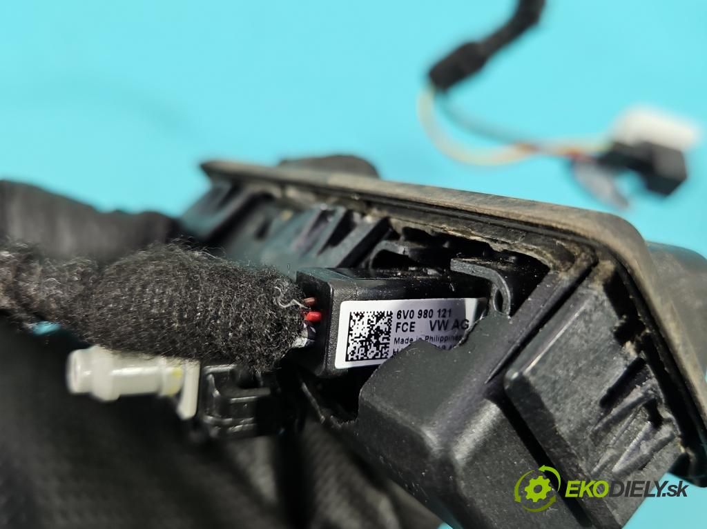 Skoda Fabia III 2014- 2021 1.0 TSI 95 HP manual 70 kW 999 cm3 5- Kamera cúvania 6V0980121