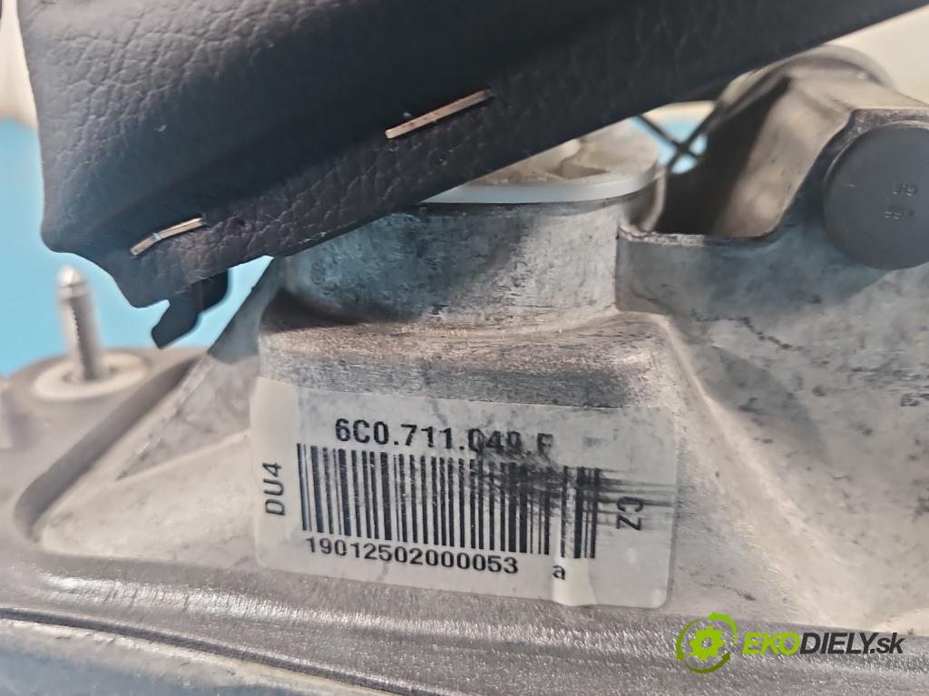 Skoda Fabia III 2014- 2021 1.0 TSI 95 hp manual 70 kW 999 cm3 5- kulisa změny stupňová 6C0711049F (Řadicí páka (kulisa) )