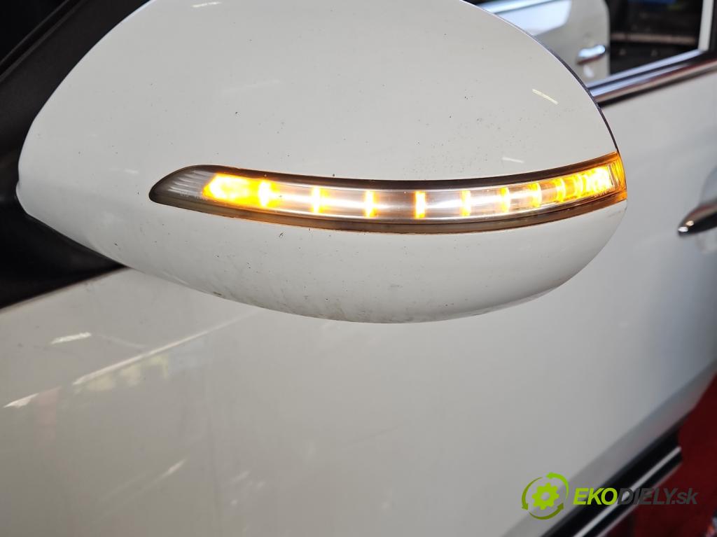 Kia Sportage III 2010-2015 2.0 crdi 136 HP automatic 100 kW 1995 cm3 5- zrkadlo ľavé  (Kľučka dverí ostatné)