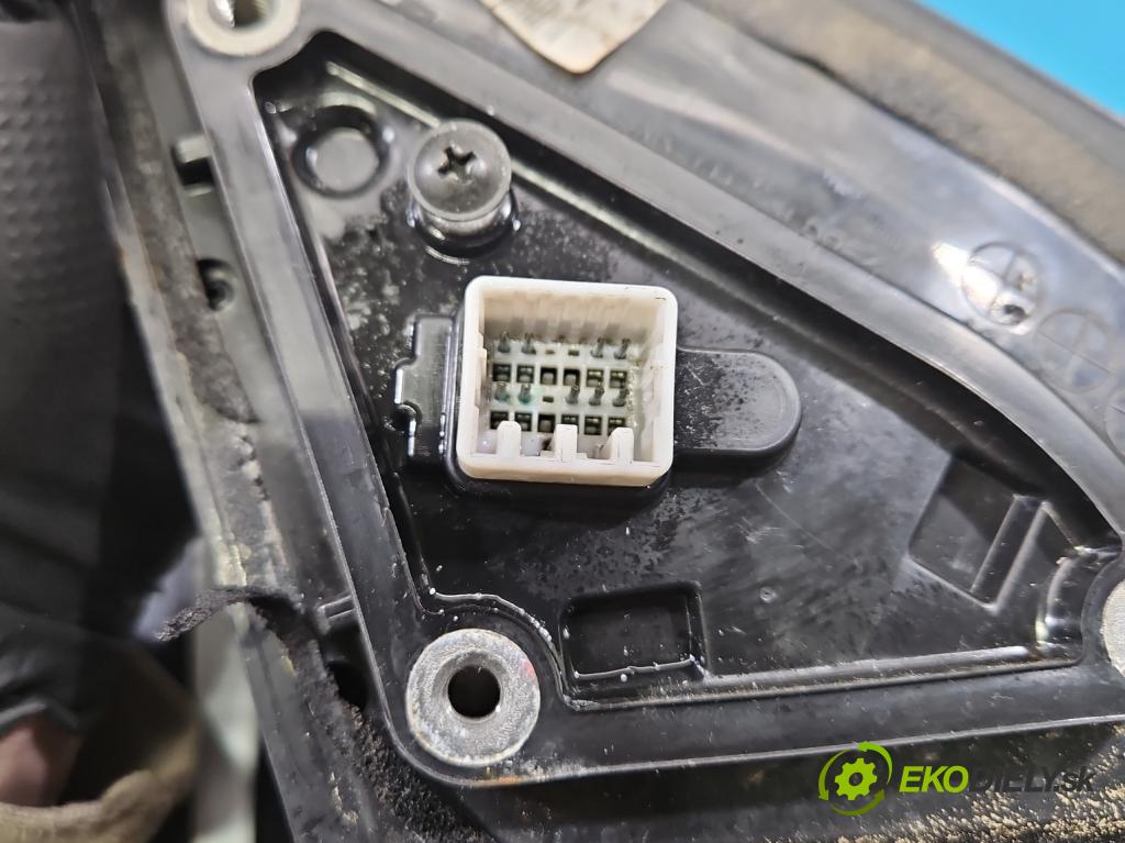 Kia Sportage III 2010-2015 2.0 crdi 136hp automatic 100 kW 1995 cm3 5- zpětné zrcátko levé  (Klika dveří ostatní)