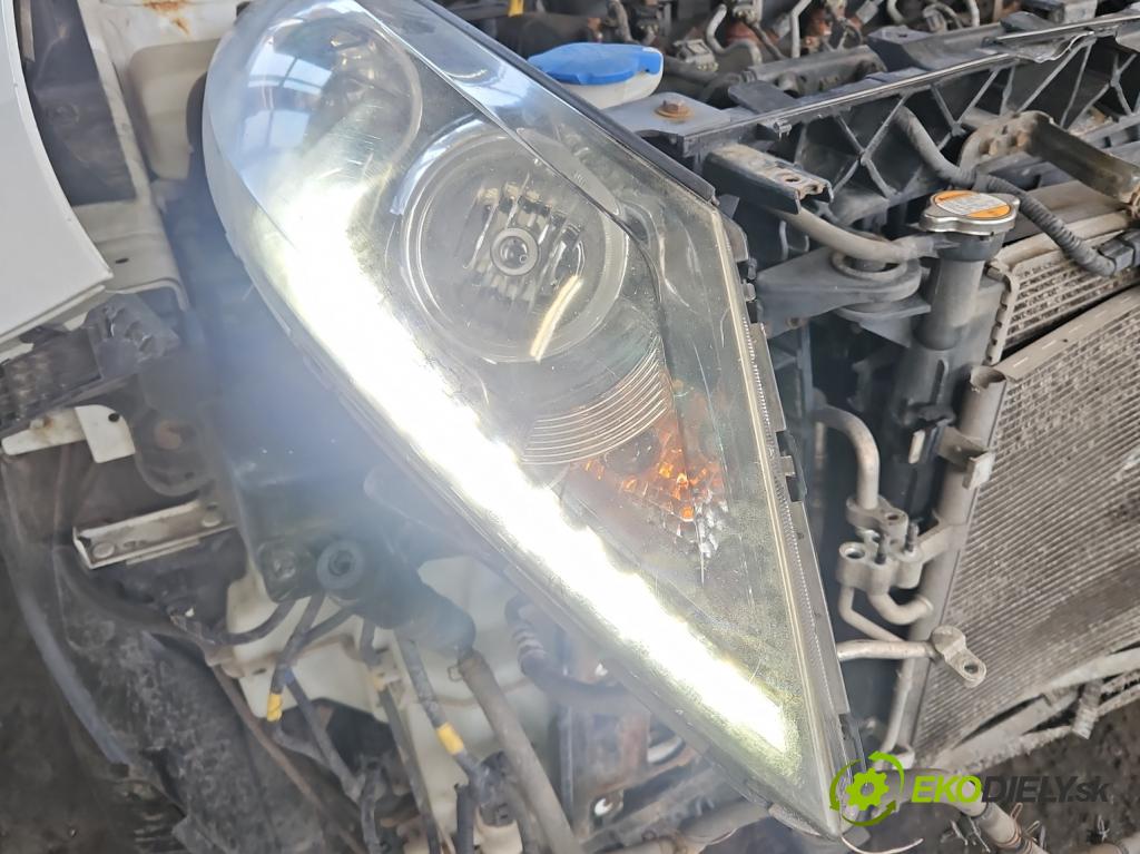 Kia Sportage III 2010-2015 2.0 crdi 136hp automatic 100 kW 1995 cm3 5- světlo pravý  (Pravé přední světlo)