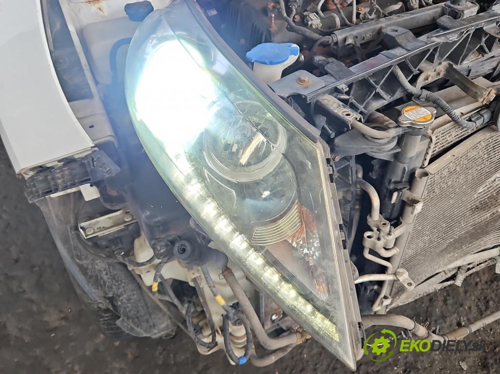 Kia Sportage III 2010-2015 2.0 crdi 136hp automatic 100 kW 1995 cm3 5- světlo pravý  (Pravé přední světlo)