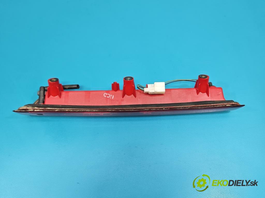 Kia Ceed I 2006-2012 1.6 crdi 114 hp automatic 84 kW 1582 cm3 5- světlo: 92701-1H3