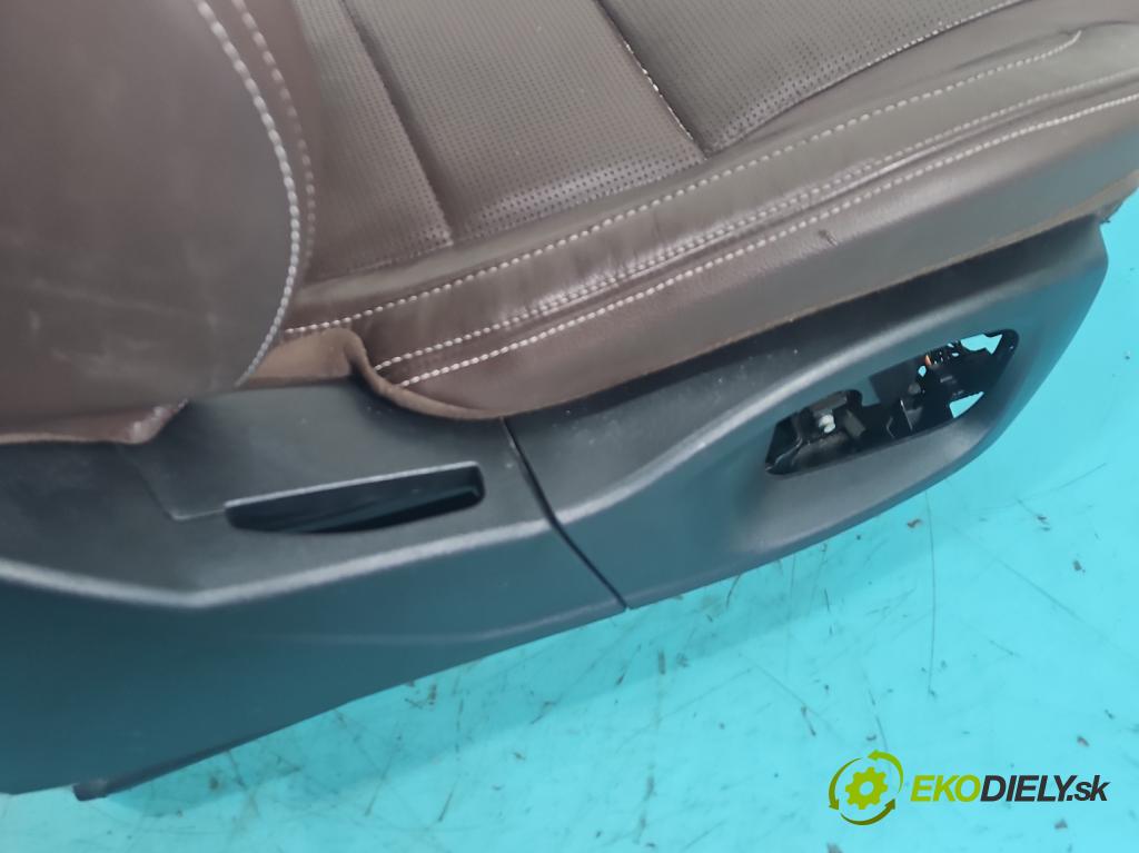 Jaguar XF II X260 2015- 3.0 V6 340KM: automatic 250 kW 2995 cm3 4- sedačke: komplet
