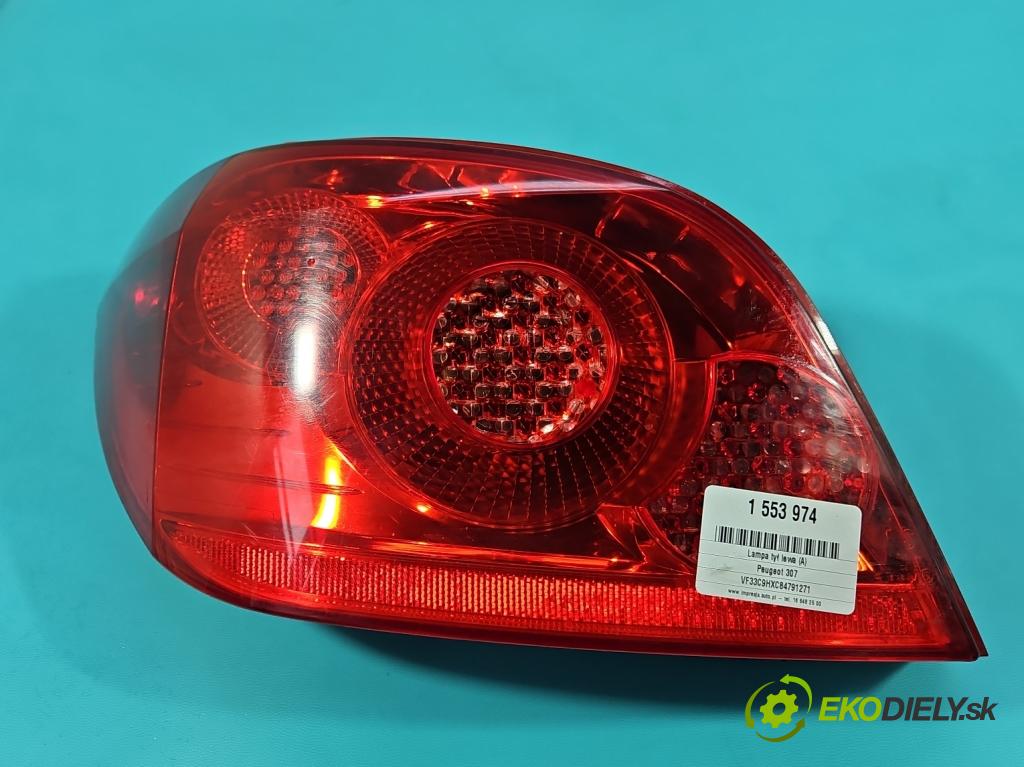 Peugeot 307 1.6 hdi 90 HP manual 66.2 kW 1560 cm3 5- svetlo / reflektor zadné ľavé 557676B (Kľučka dverí ostatné)