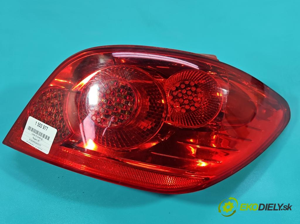 Peugeot 307 1.6 hdi 90 HP manual 66.2 kW 1560 cm3 5- svetlo / reflektor zadné pravé 557674B (Kľučka dverí ostatné)