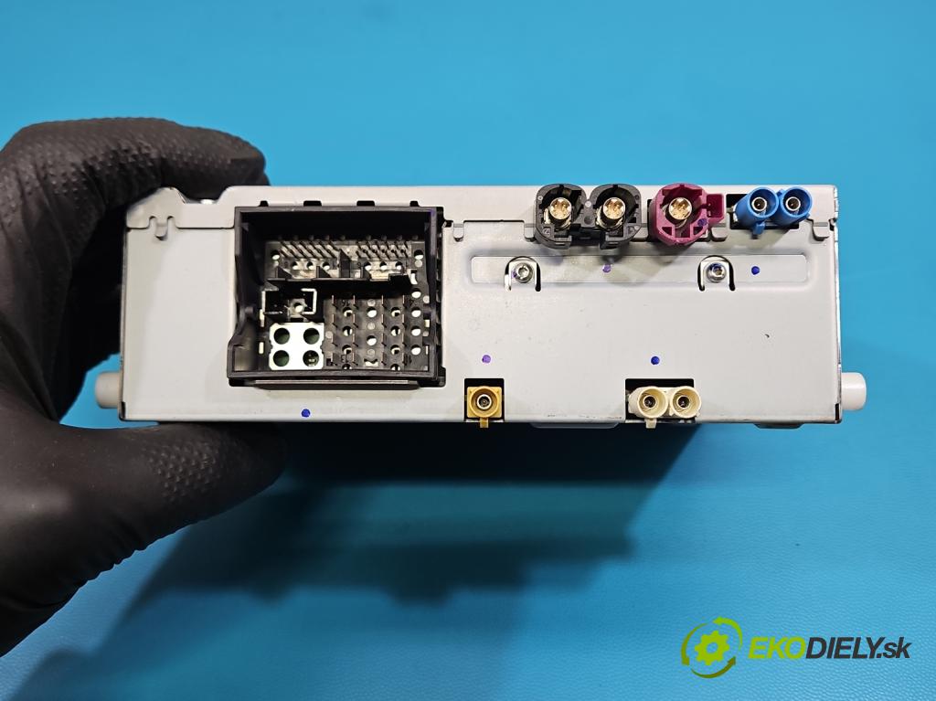 Jaguar XF II X260 2015- 3.0 V6 340KM: automatic 250 kW 2995 cm3 4- Radio originál GX63-18K812-DG