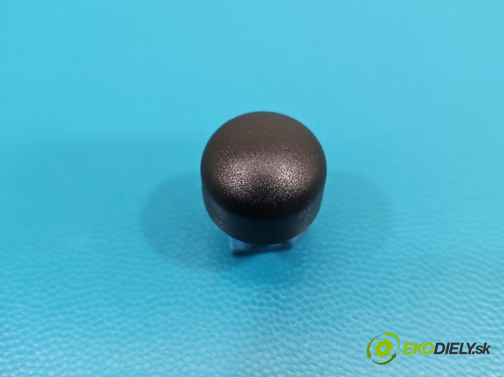 Jaguar XF II X260 2015- 3.0 V6 340KM: automatic 250 kW 2995 cm3 4- snímač stmievania 14A597-AA