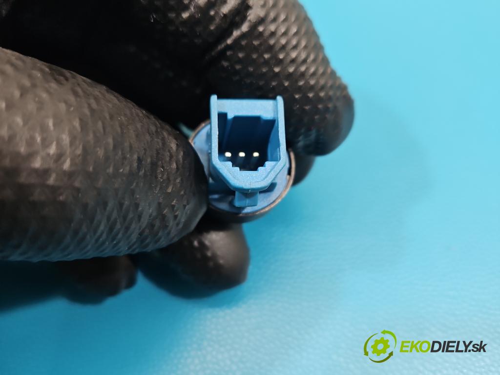 Jaguar XF II X260 2015- 3.0 V6 340KM: automatic 250 kW 2995 cm3 4- snímač stmievania 14A597-AA