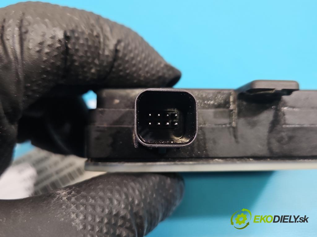 Jaguar XF II X260 2015- 3.0 V6 340KM: automatic 250 kW 2995 cm3 4- riadiaca jednotka ostatné FW93-14F152-BD