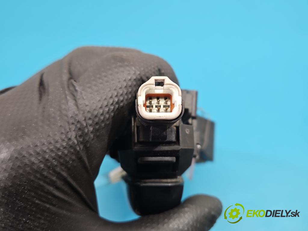 Jaguar XF II X260 2015- 3.0 V6 340KM: automatic 250 kW 2995 cm3 4- rukoväť predné ľavé mimo: FK72-224A81-AA (Kľučka dverí vonkajšia predná ľavá)