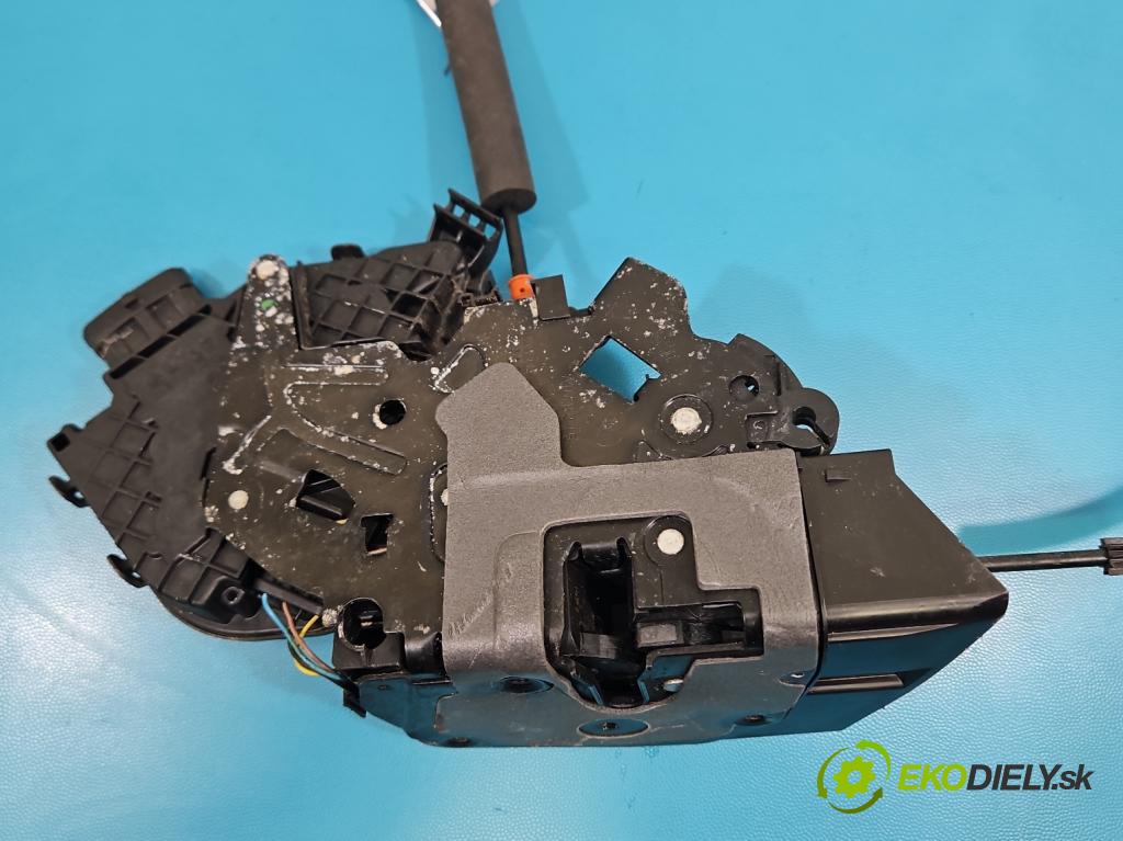 Jaguar XF II X260 2015- 3.0 V6 340KM automatic 250 kW 2995 cm3 4- zámek zadní pravý GX6324994-BB