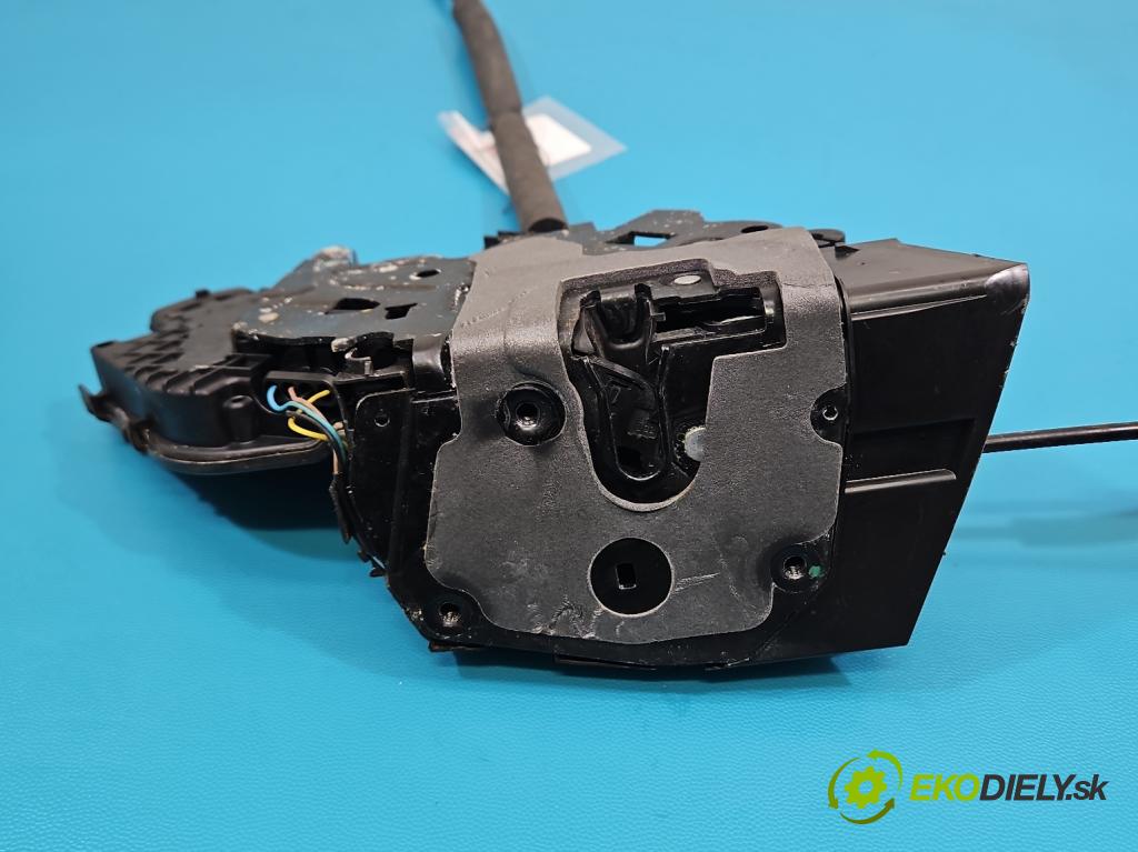 Jaguar XF II X260 2015- 3.0 V6 340KM automatic 250 kW 2995 cm3 4- zámek zadní pravý GX6324994-BB