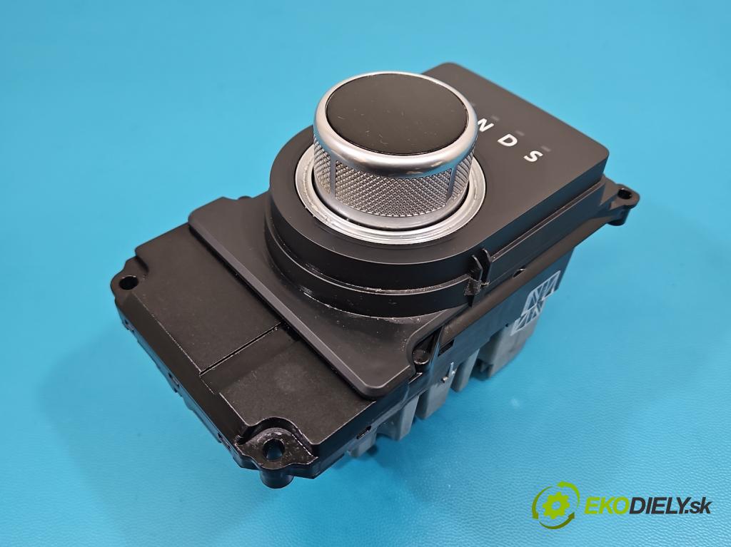 Jaguar XF II X260 2015- 3.0 V6 340KM automatic 250 kW 2995 cm3 4- kulisa změny stupňová GX73-7E453-AE (Řadicí páka (kulisa) )