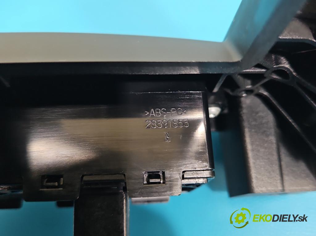 Jaguar XF II X260 2015- 3.0 V6 340KM automatic 250 kW 2995 cm3 4- rameček rádia GX63-19F211-PB