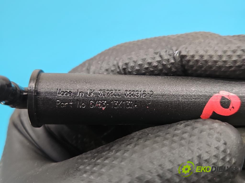 Jaguar XF II X260 2015- 3.0 V6 340KM automatic 250 kW 2995 cm3 4- ostřikovač reflektor: pravý GX63-13K130-A