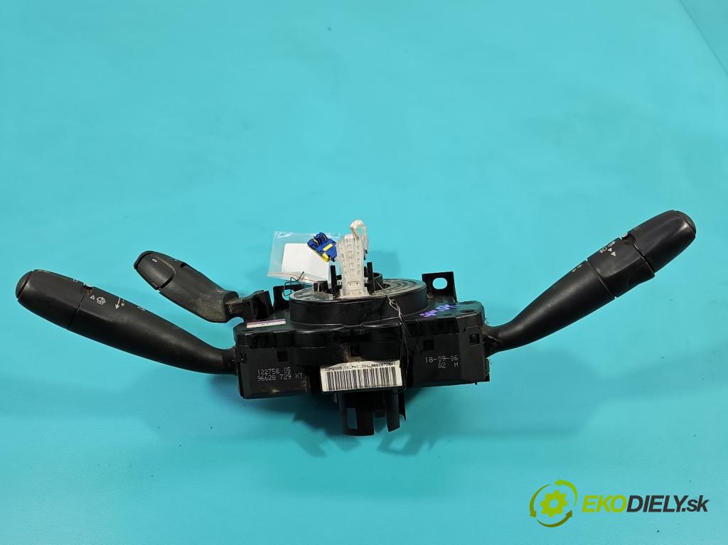 Peugeot 307 1.6 hdi 90 hp manual 66.2 kW 1560 cm3 5- Přepínač sdružený 96628729XT (Páčky pod volantem)