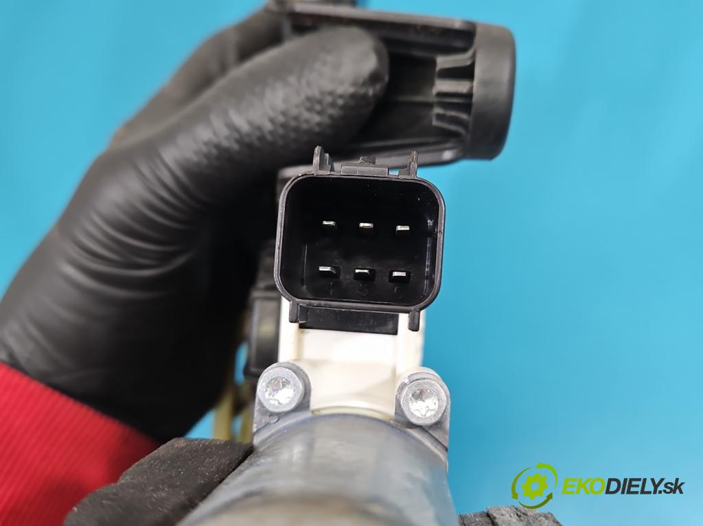 Jaguar XF II X260 2015- 3.0 V6 340KM: automatic 250 kW 2995 cm3 4- mechanizmus okna zadné pravý C40310101RH