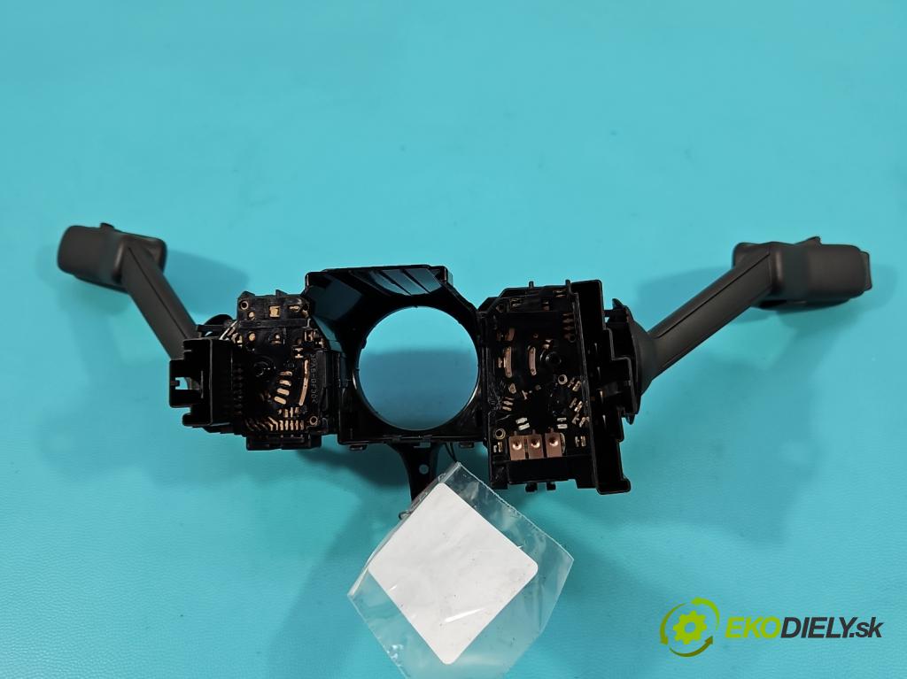 Skoda Fabia III 2014- 2021 1.0 TSI 95 hp manual 70 kW 999 cm3 5- Přepínač sdružený 2Q0953502AB (Páčky pod volantem)