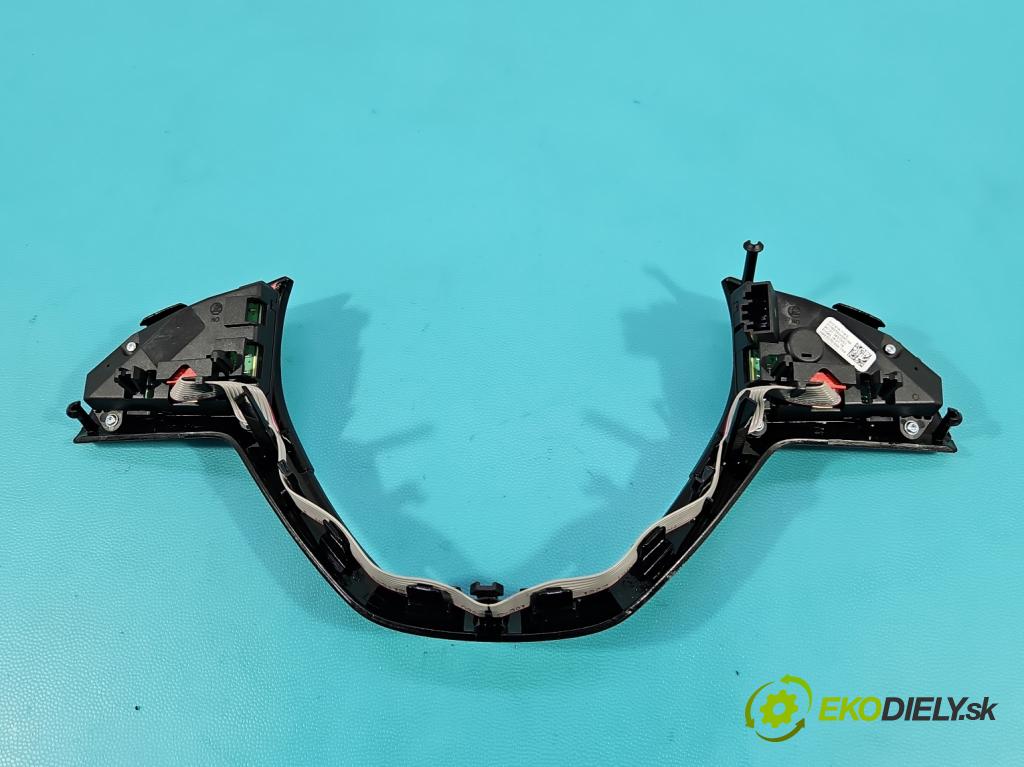 Skoda Fabia III 2014- 2021 1.0 TSI 95 HP manual 70 kW 999 cm3 5- prepínač multifunkční: řízení: 3V0919719E (Prepínacie páčky pod volantom)