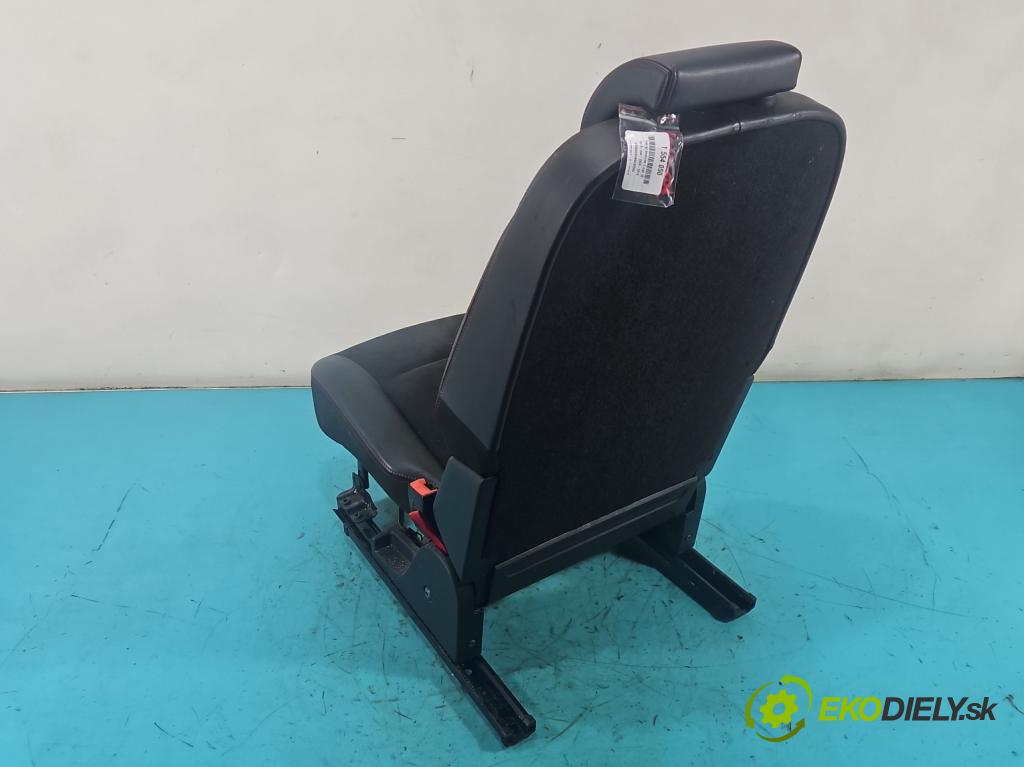 Ford S-max I 2006-2015 2.2 tdci 175 HP manual 129 kW 2179 cm3 5- Sedačka zadné stredný II