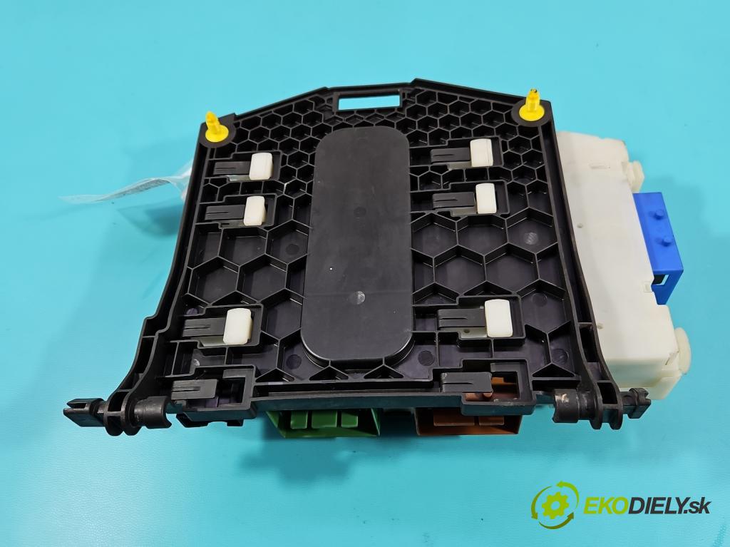 Ford S-max I 2006-2015 2.2 tdci 175 hp manual 129 kW 2179 cm3 5- skříňka pojistková 7G9T-14A073-XB (Pojistková skříňka)