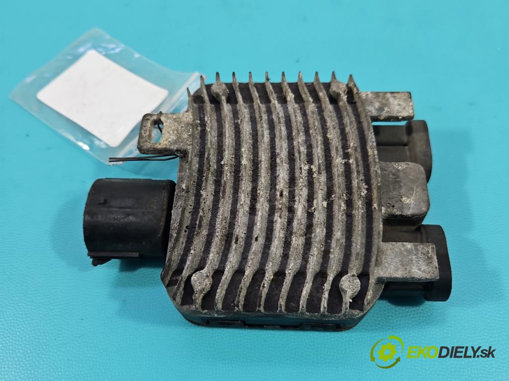 Ford S-max I 2006-2015 2.2 tdci 175 HP manual 129 kW 2179 cm3 5- Relé: ventilátoru 100003848509