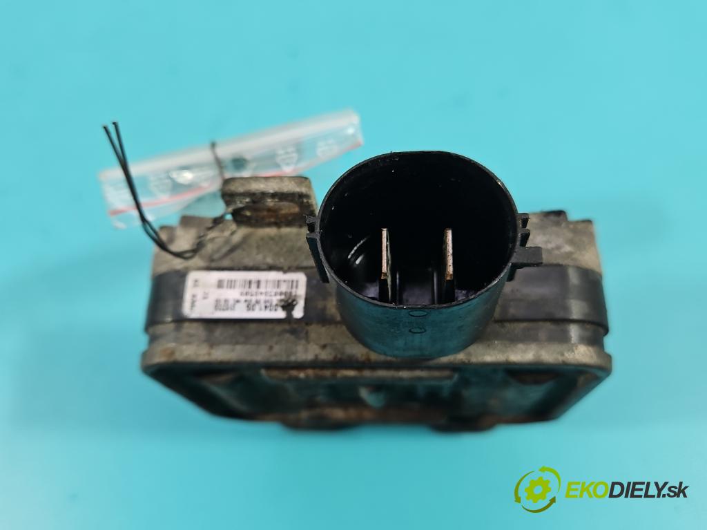 Ford S-max I 2006-2015 2.2 tdci 175 HP manual 129 kW 2179 cm3 5- Relé: ventilátoru 100003848509