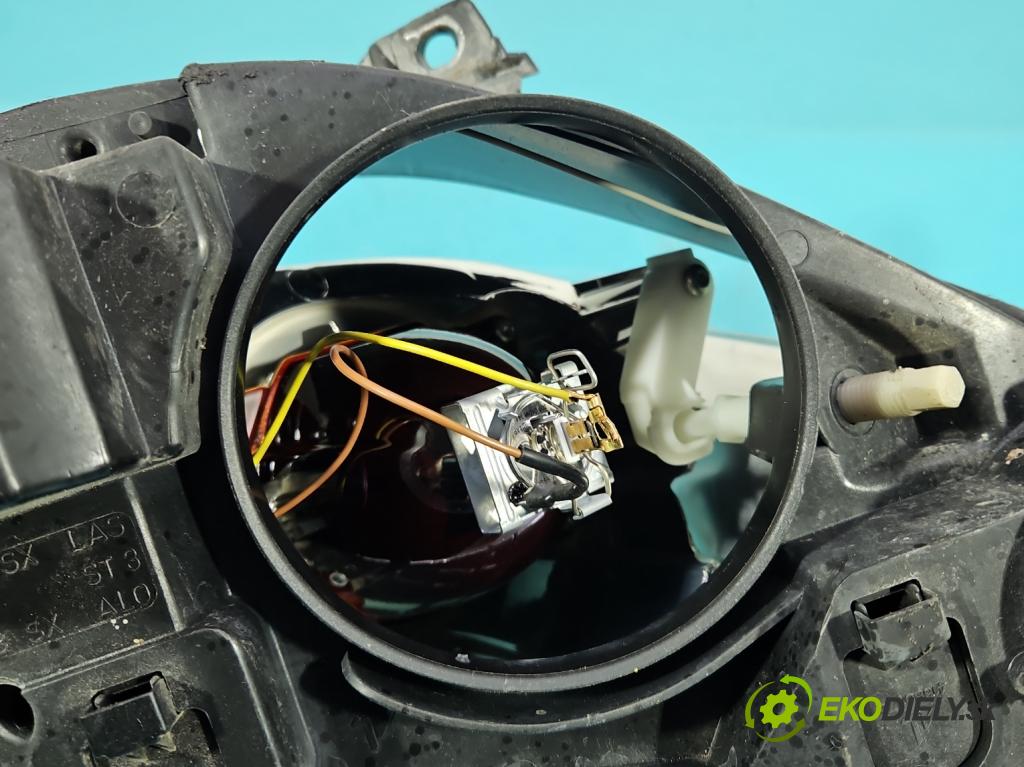 Peugeot 307 1.6 hdi 90 HP manual 66.2 kW 1560 cm3 5- Reflektor: ľavý  (Kľučka dverí ostatné)