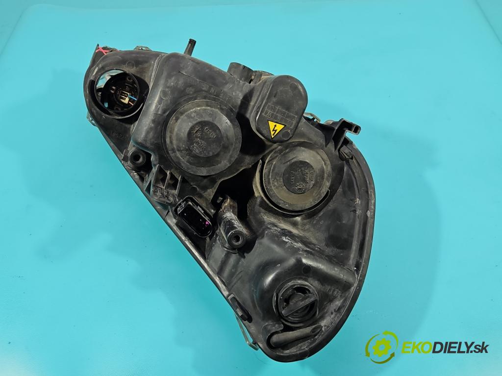 Ford S-max I 2006-2015 2.2 tdci 175 HP manual 129 kW 2179 cm3 5- Reflektor: ľavý 6M21-13D155-AJ (Kľučka dverí ostatné)